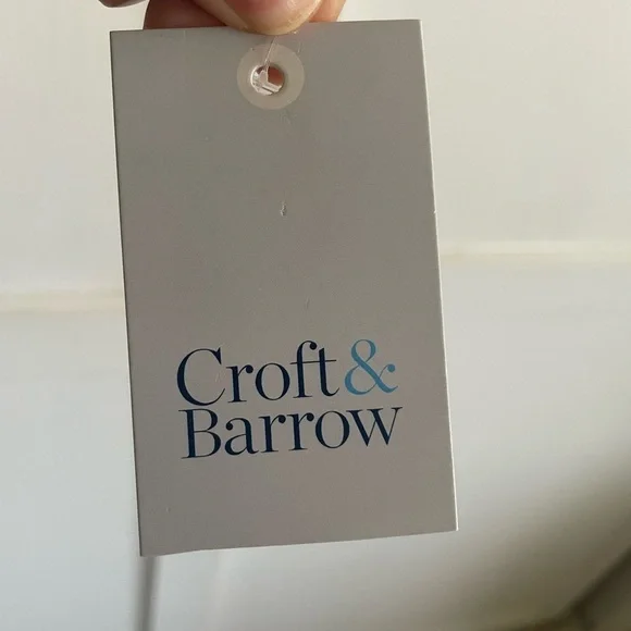 Croft & Barrow sweater. New. - Picture 7 of 8